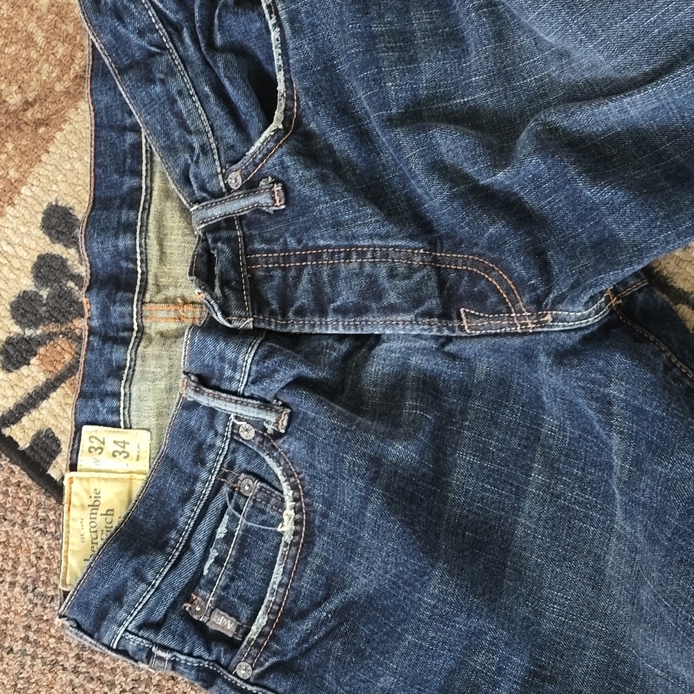 Mens Abercrombie jeans 32-34